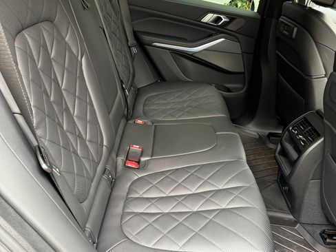 Used 2023 BMW X5 xDrive45e w/ M Sport Package image 10