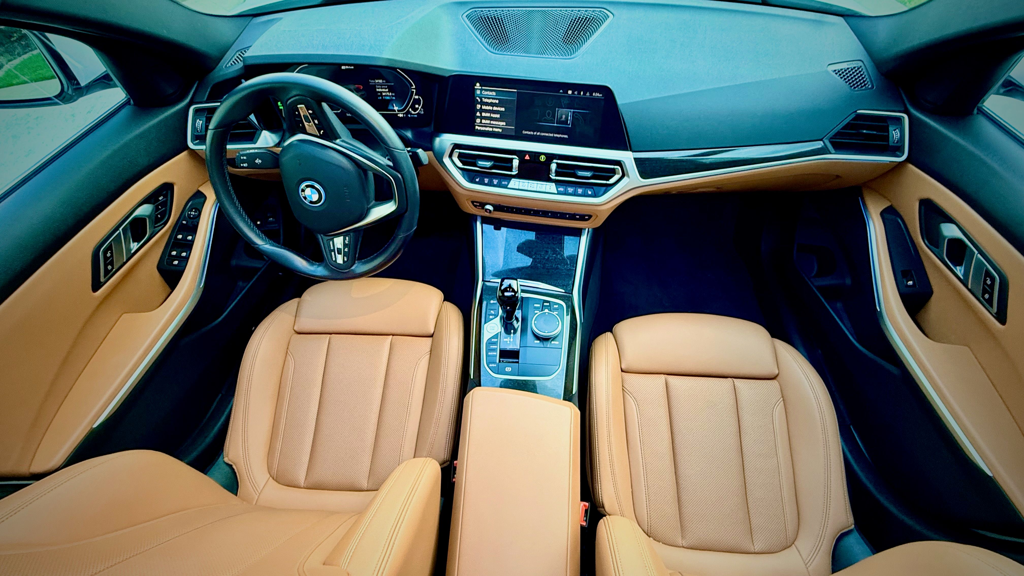 Used 2022 BMW 330e w/ Driving Assistance Package RWD image 15