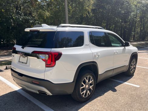 Used 2022 GMC Acadia SLE w/ Driver Convenience Package image 6