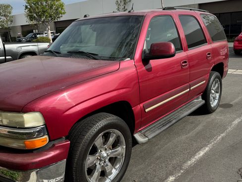 Used 2005 Chevrolet Tahoe LT w/ LT Preferred Equipment Group image 1