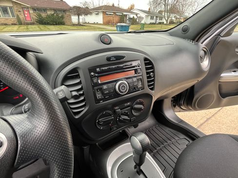 Used 2014 Nissan Juke S image 9