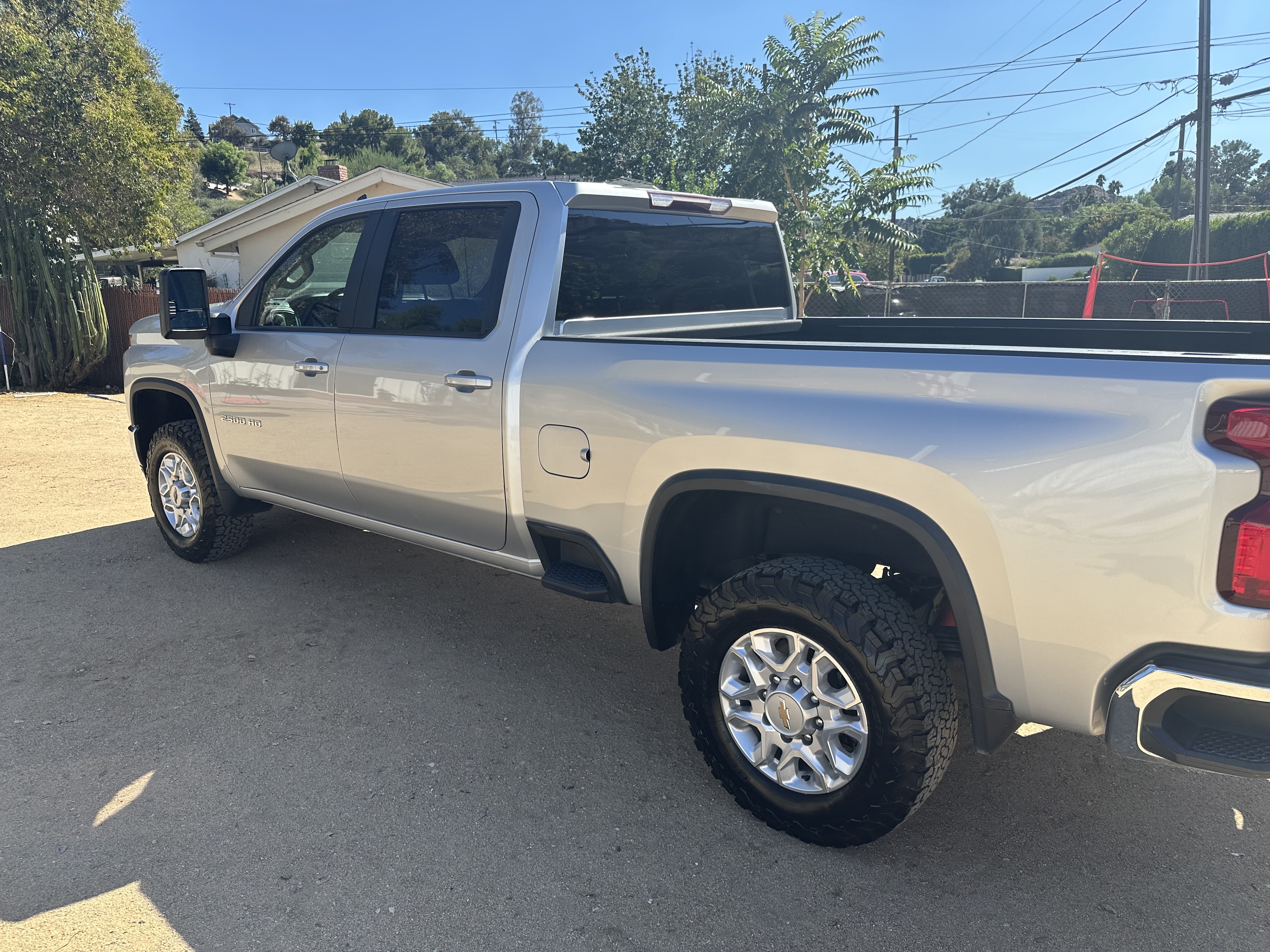 Used 2021 Chevrolet Silverado 2500 LT w/ Convenience Package AWD/4WD image 8