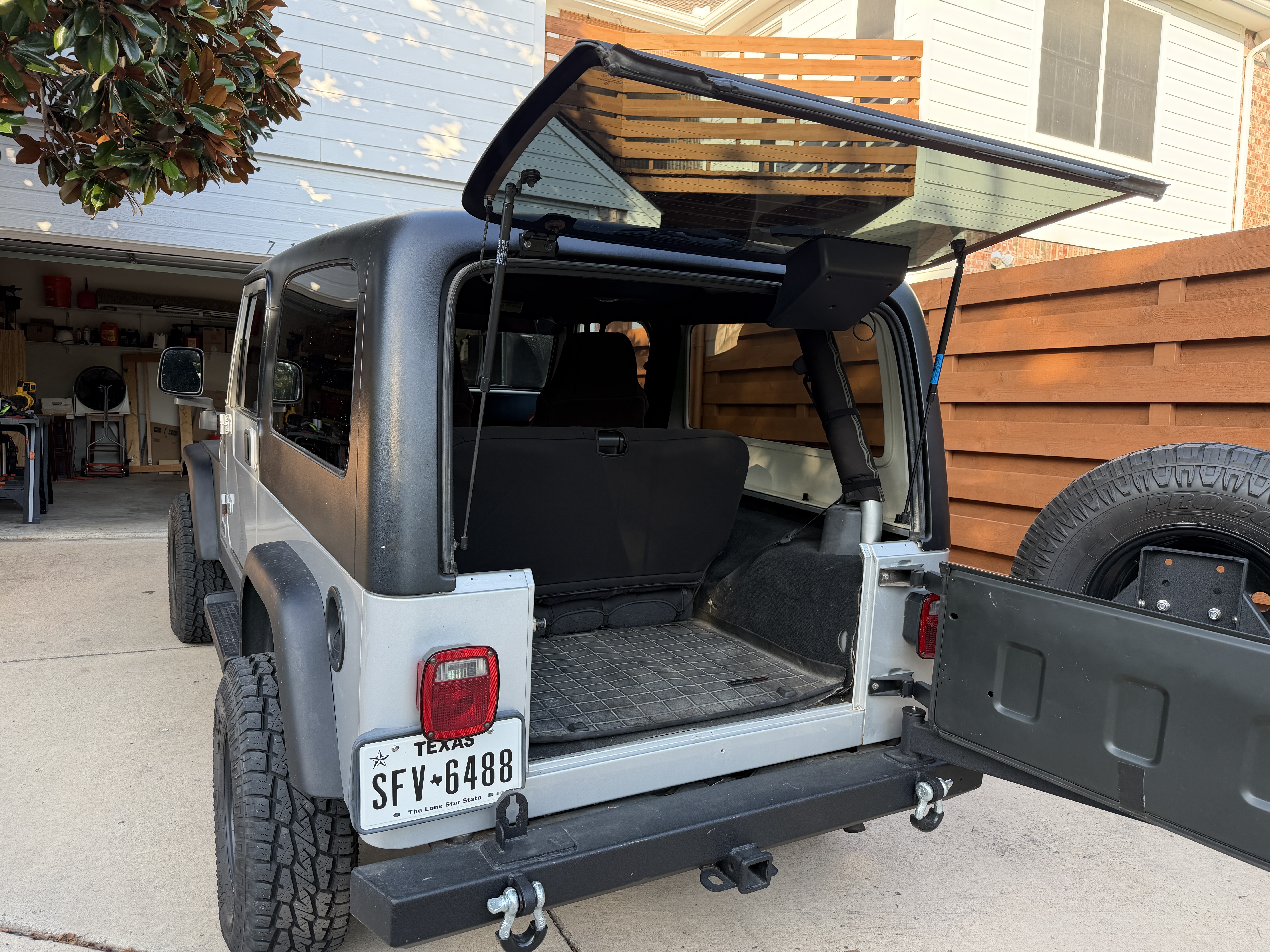 Used 2004 Jeep Wrangler 4WD image 28