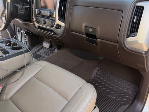 Used 2015 GMC Sierra 1500 SLT w/ SLT Preferred Package image 6