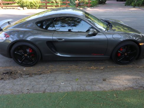 Used 2014 Porsche Cayman S RWD image 17