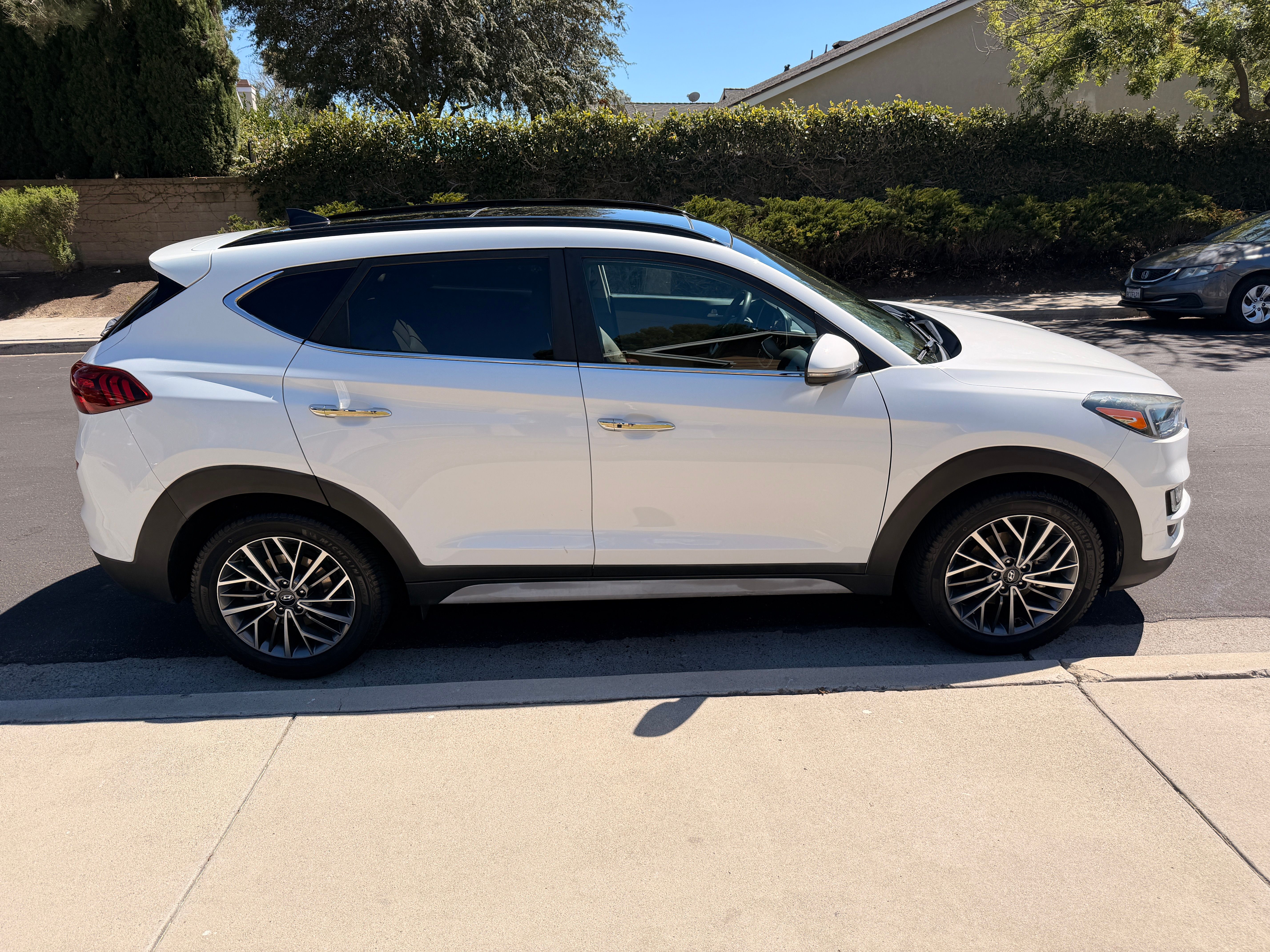 Used 2020 Hyundai Tucson Ultimate FWD image 2