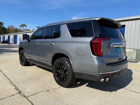 Used 2022 GMC Yukon Denali w/ Denali Ultimate Package image 10