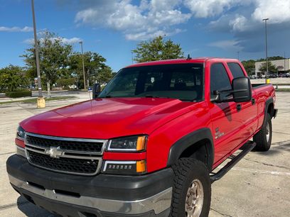 Used 2006 Chevrolet Silverado 2500 LT w/ Heavy-Duty Power Package