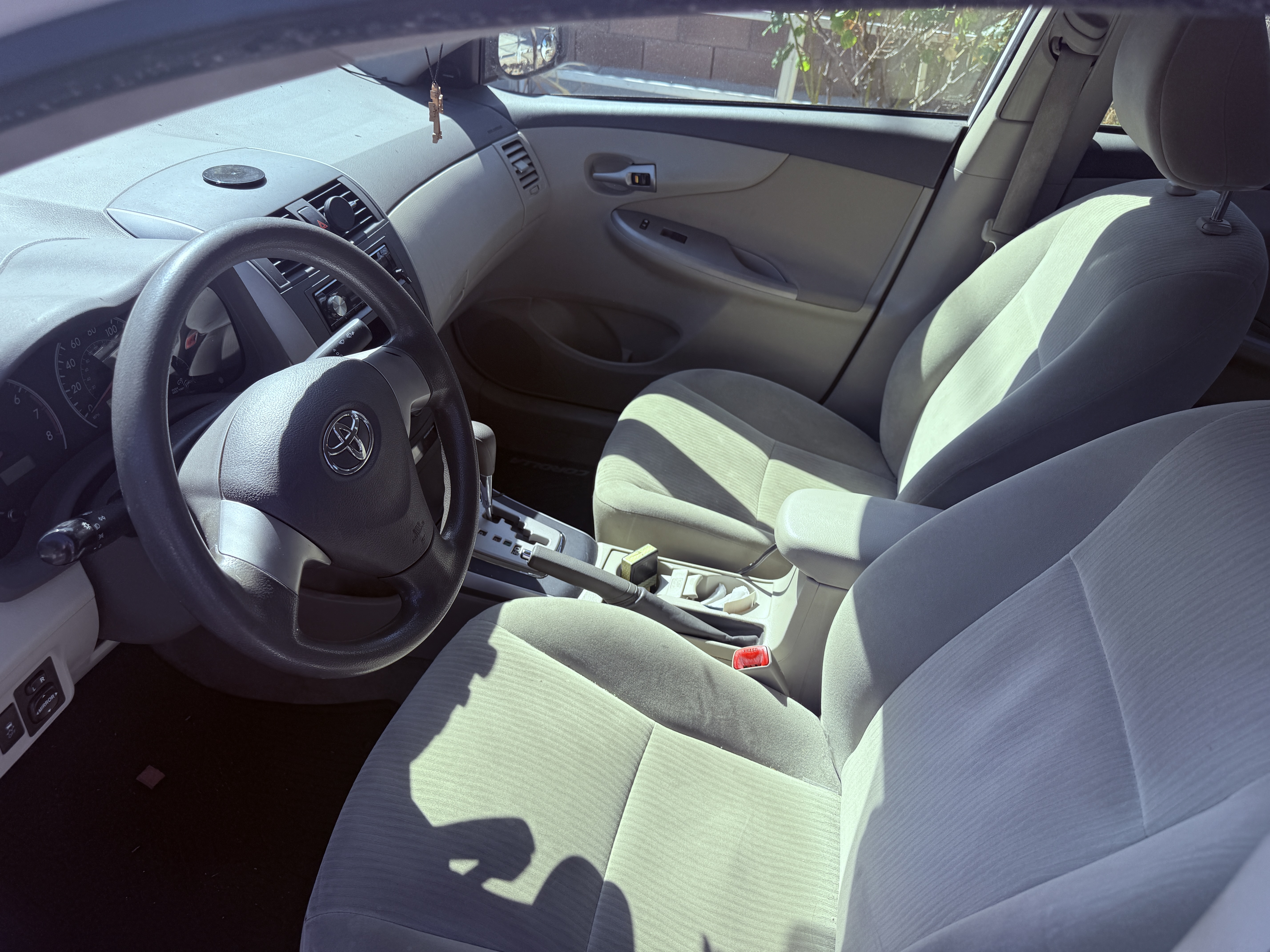 Used 2010 Toyota Corolla FWD image 9