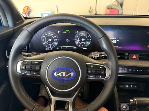 Used 2023 Kia Sportage X-Pro AWD/4WD image 4
