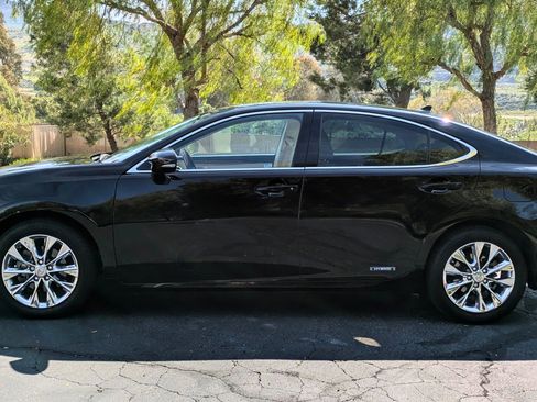 Used 2014 Lexus ES 300h image 5