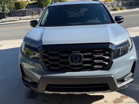 Used 2022 Honda Passport TrailSport image 14