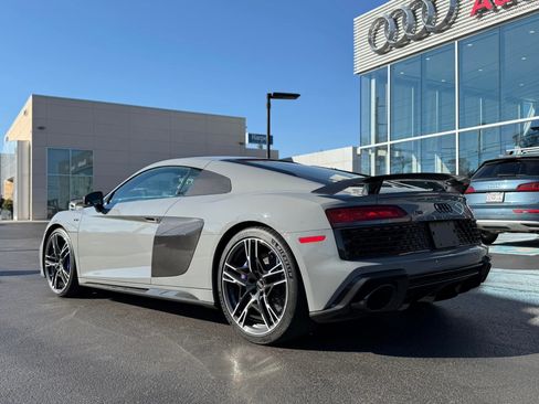 Used 2023 Audi R8 V10 performance image 2