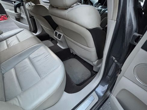Used 2012 Acura TL w/ Technology Package FWD image 15