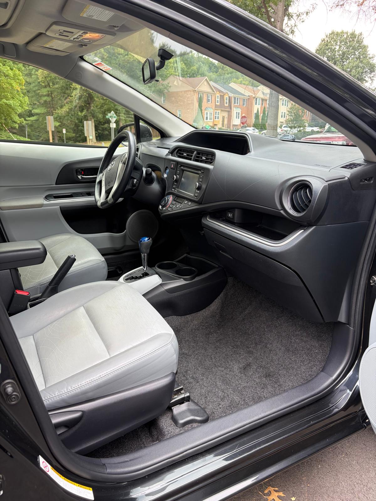 Used 2014 Toyota Prius C Four FWD image 13