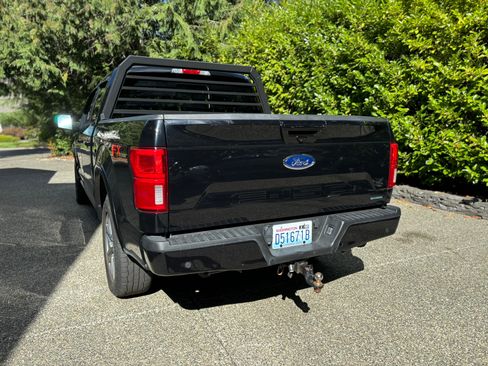 Used 2019 Ford F150 Lariat w/ Equipment Group 502A Luxury AWD/4WD image 18