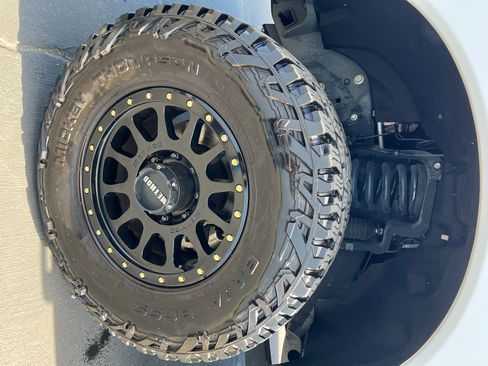 Used 2022 Ford F350 Lariat w/ Lariat Value Package image 6