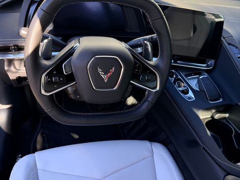 Used 2020 Chevrolet Corvette Stingray Coupe w/ Z51 Performance Package RWD image 8