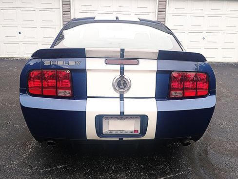 Used 2007 Ford Mustang Shelby GT500 RWD image 10