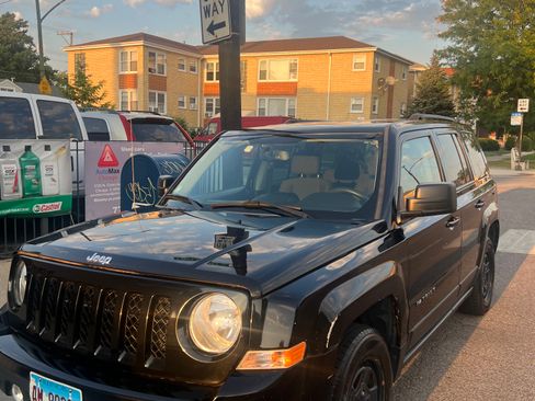 Used 2016 Jeep Patriot Sport w/ Power Value Group image 9