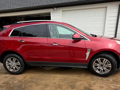 Used 2012 Cadillac SRX Luxury FWD image 1