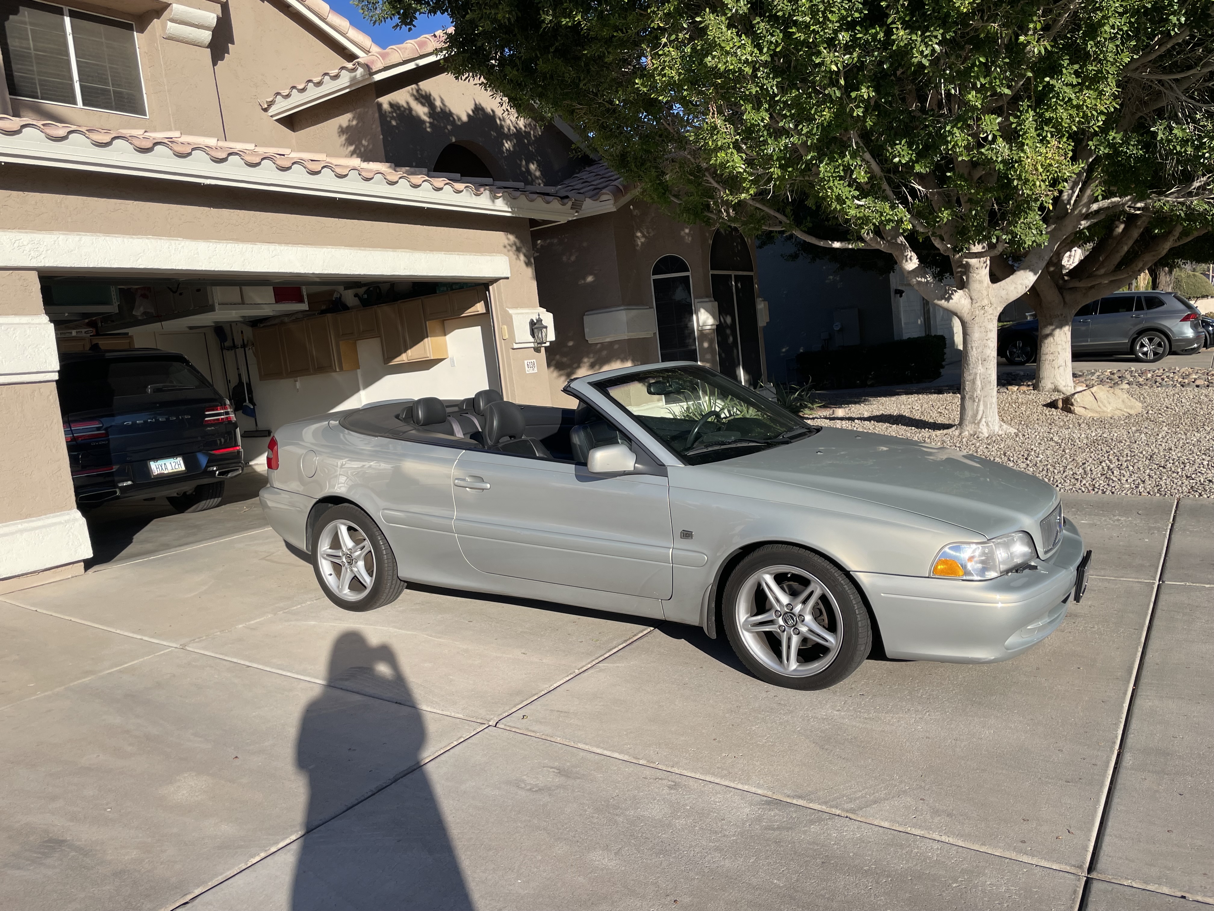 Used 2001 Volvo C70 HT FWD image 10