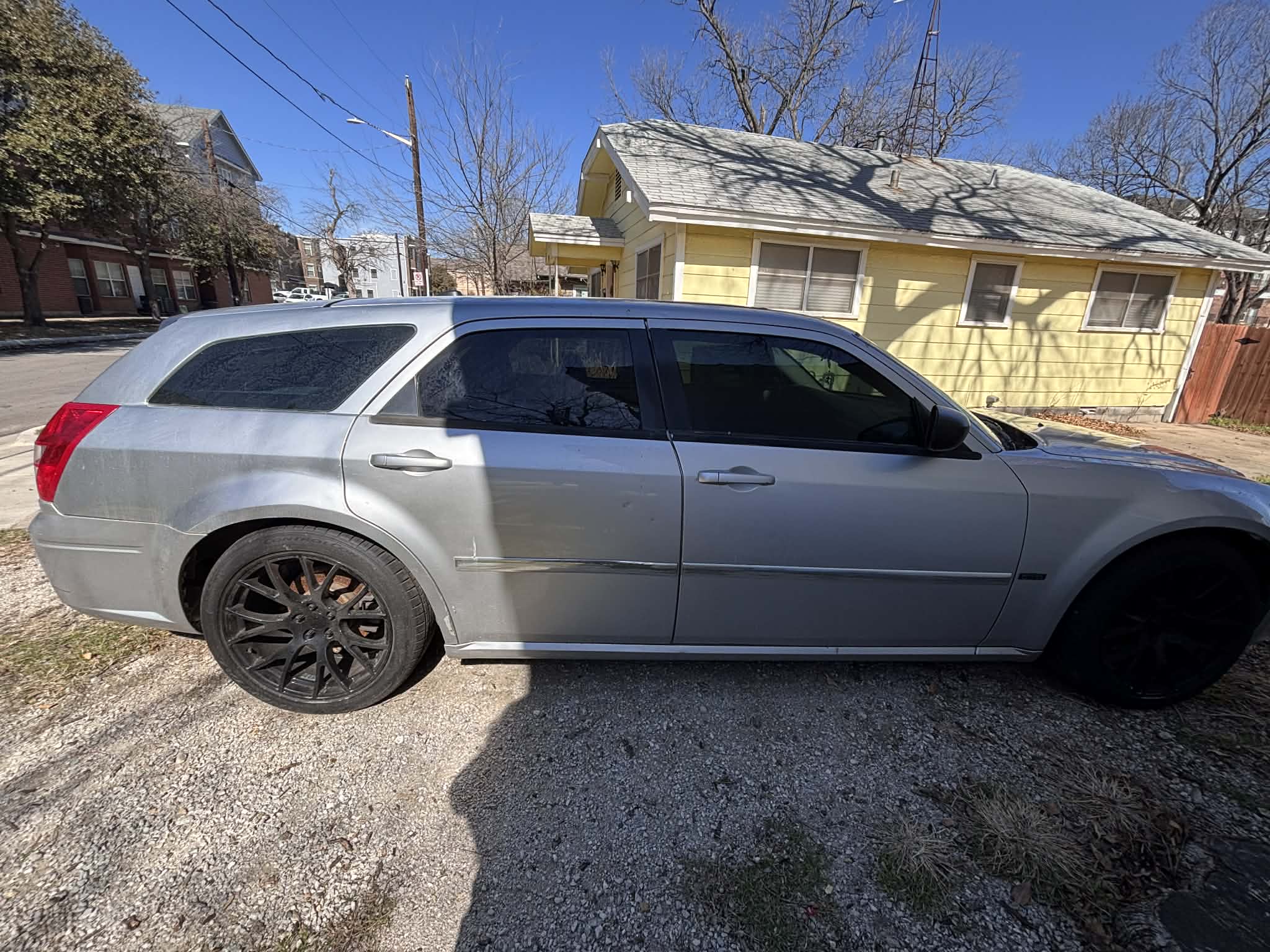 Used 2005 Dodge Magnum SE RWD image 5
