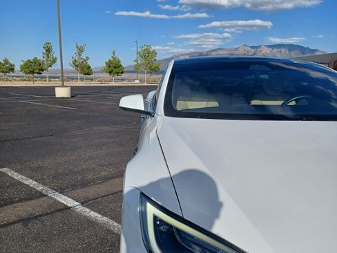 Used 2016 Tesla Model S P100D image 5