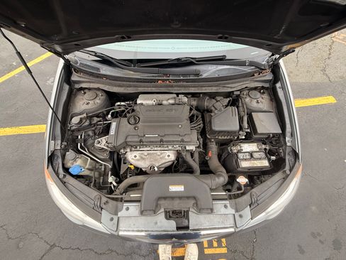 Used 2010 Hyundai Elantra GLS w/ Sunroof Pkg 3 image 27