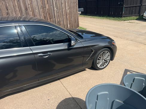 Used 2020 Genesis G70 2.0T AWD/4WD image 12