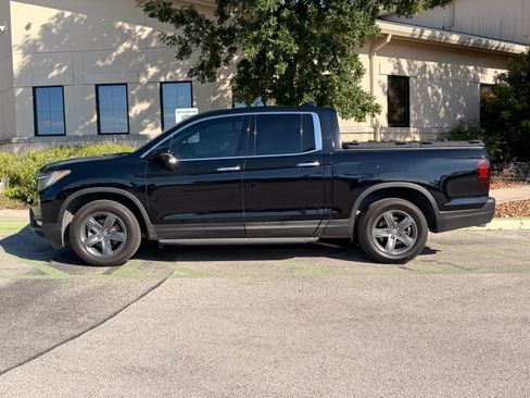 Used 2022 Honda Ridgeline RTL-E image 1