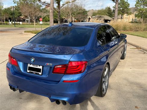 Used 2013 BMW M5 image 8