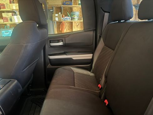 Used 2014 Toyota Tundra SR5 w/ SR5 Upgrade Package AWD/4WD image 17