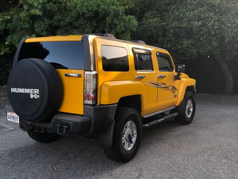 Used 2006 HUMMER H3 Luxury image 8
