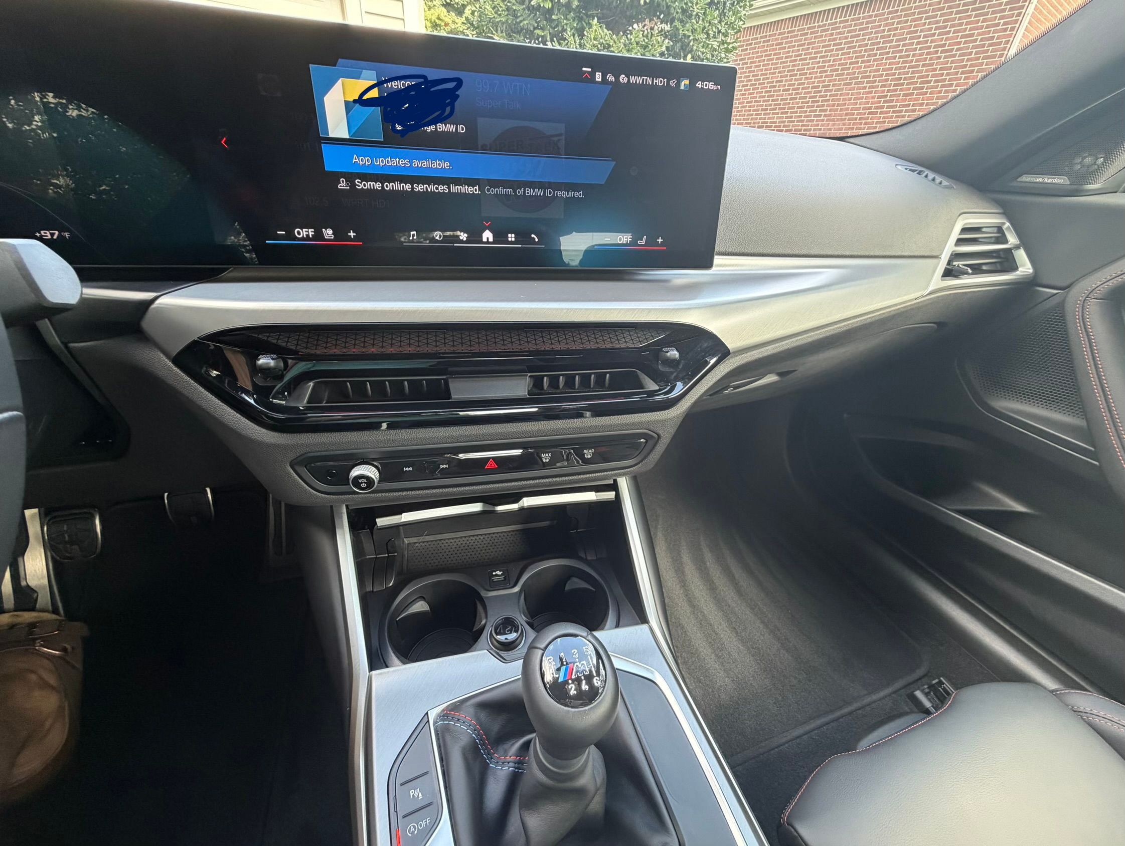 Used 2025 BMW M2 w/ Lighting Package RWD image 17