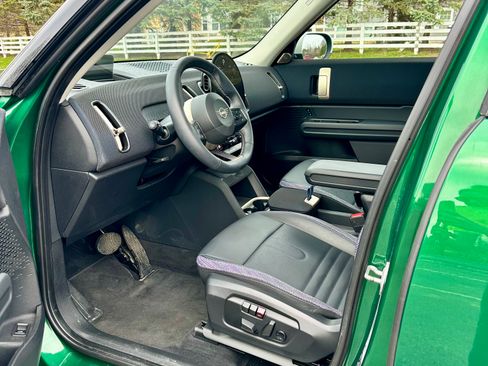 Used 2025 MINI Cooper Countryman S image 9