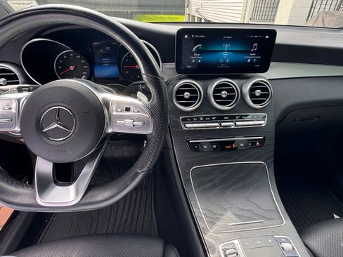 Used 2022 Mercedes-Benz GLC 300 image 9