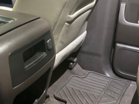 Used 2018 GMC Sierra 1500 SLT image 2