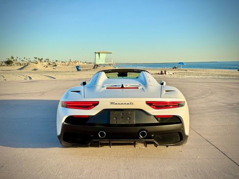 Used 2023 Maserati MC20 Spyder RWD image 10