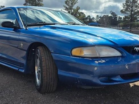 Used 1995 Ford Mustang Coupe image 1