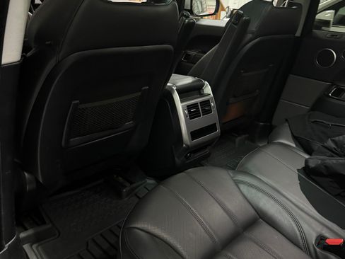 Used 2017 Land Rover Range Rover Sport HSE AWD/4WD image 8