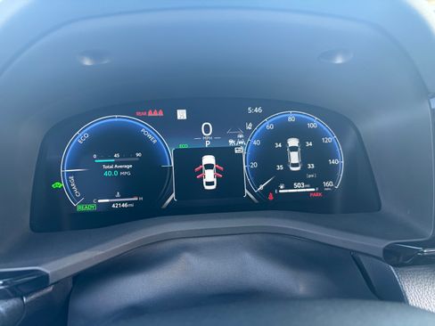 Used 2025 Toyota Camry XLE FWD image 22