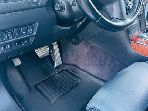 Used 2014 INFINITI QX70 AWD w/ Sport Technology Package image 9