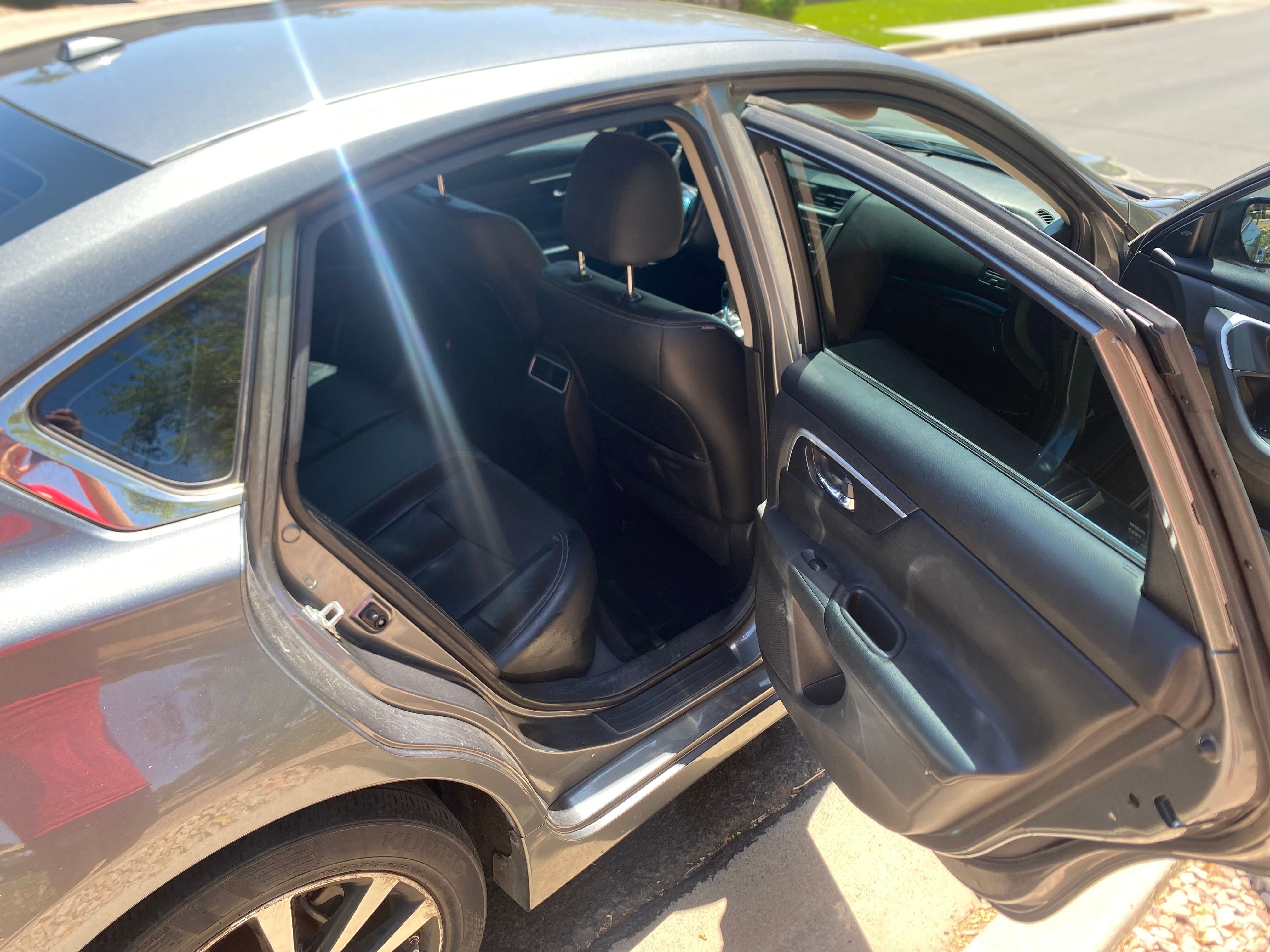 Used 2018 Nissan Altima 2.5 SL FWD image 18