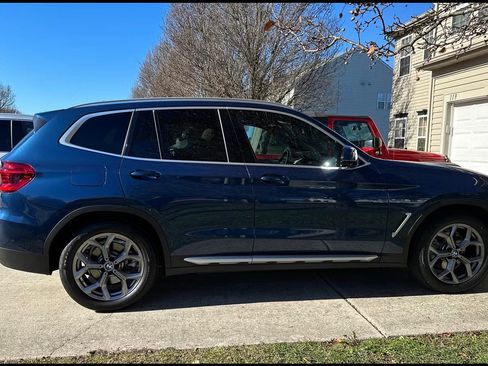Used 2021 BMW X3 xDrive30i w/ Premium Package image 4