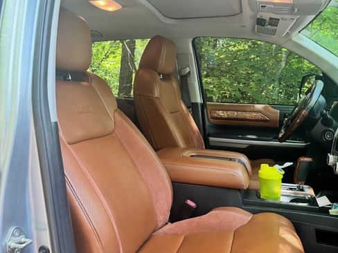 Used 2019 Toyota Tundra 1794 Edition AWD/4WD image 6