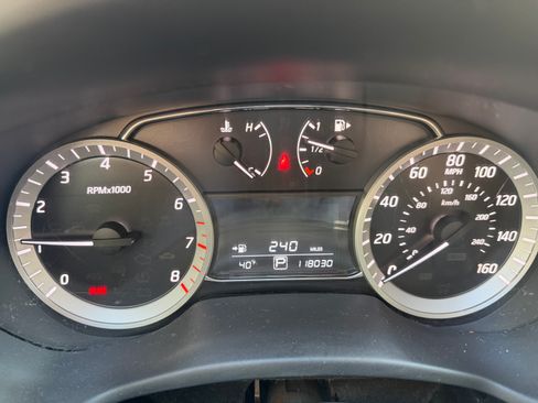 Used 2014 Nissan Sentra SV image 15