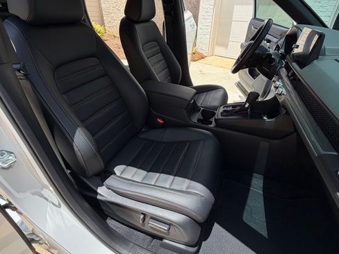 Used 2025 Honda CR-V Sport-L image 9