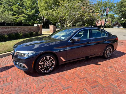 Used 2018 BMW 540i xDrive w/ Premium Package image 6