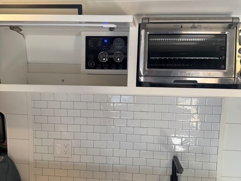 Used 2023 Mercedes-Benz Sprinter 2500 image 22